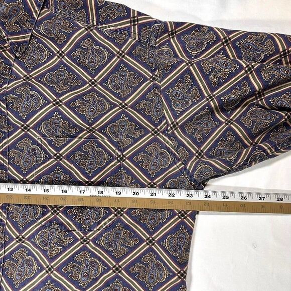 Vintage Club Room Button‎ Down Shirt Mens Medium  Purple - Picture 8 of 8